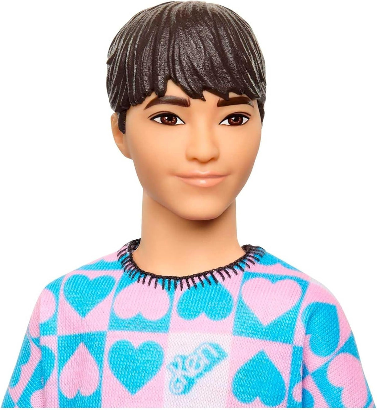 BARBIE PAPUSA BAIAT FASHIONISTAS CU BLUZA CU INIMIOARE