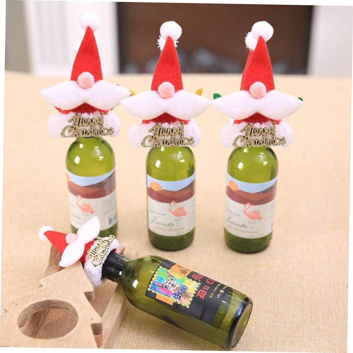 Accesoriu Decorativ Pentru Sticlele De Vin, Tematica Craciun, Caciulita Merry Christmas, Material Textil/Poliester - vivimall.ro