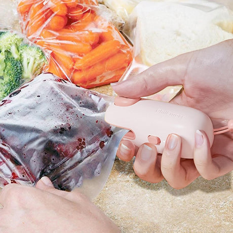 Aparat de Sigilat Ambalaje, Vivimall, Incarcare USB Tip C, 400 mAh, 10.2 x 3.7 x 4.3 cm, Model Porc, Roz