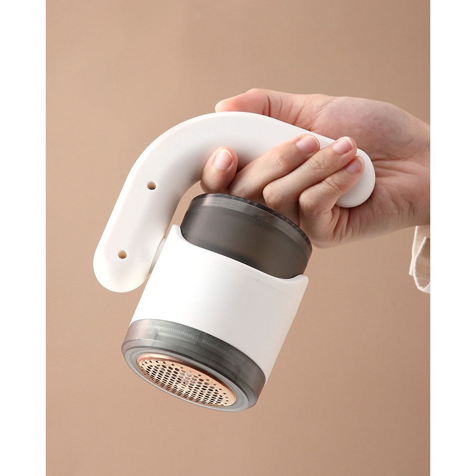 Aparat Pentru Curatat Scame, Par Si Praf, Vivimall, cu LED, Pentru Diferite Tipuri De Material, Cu Lame Din Otel Inoxidabil, Compartiment de Depozitare, Maner Reglabil, 11x10.5x8.7 cm, Alb - vivimall.ro