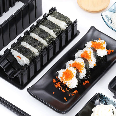 Aparat pentru Sushi, Vivimall, Set 7 Accesorii pentru Sushi, Ofera 3 Forme de Design, Rotund, Triunghi, Inimioare, Negru