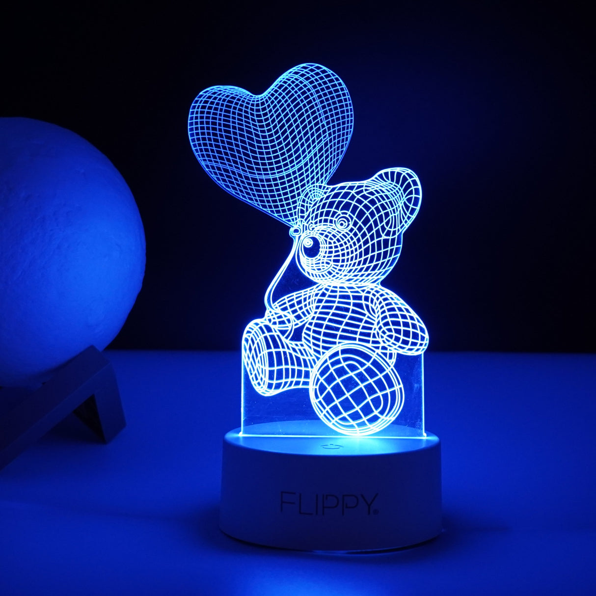 Lampa Led Decorativa, 3D, Ursulet Cu Balon Inima, Cu Telecomanda, Doua Moduri De Alimentare Usb Si Baterii, 20 Cm Inaltime, Din Material Acril Si Lumina A, Alb - vivimall.ro