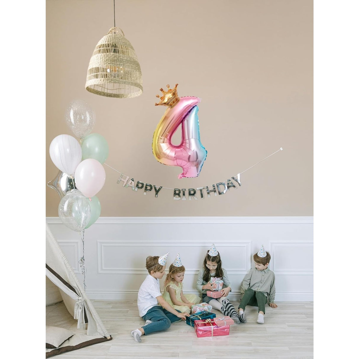 Balon din Folie Metalizata, Vivimall, Figurina Cifra Gradient, Tema Aniversare 80 cm, Ambalaj Individual, Pai inclus, Umflare cu Aer sau Heliu, Coronita, Cifra 4 - vivimall.ro