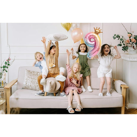 Balon din Folie Metalizata, Vivimall, Figurina Cifra Gradient, Tema Aniversare 80 cm, Ambalaj Individual, Pai inclus, Umflare cu Aer sau Heliu, Coronita, Cifra 9 - vivimall.ro