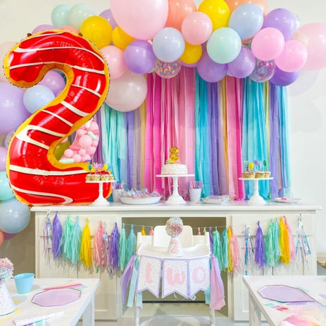 Balon din Folie Metalizata Vivimall, Figurina Cifra, Imprimeu Gogosi, Tema Aniversare 100 cm, Ambalaj Individual, Pai inclus, Umflare cu Aer sau Heliu, Multicolor, Cifra 2