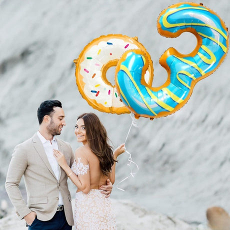 Balon Din Folie Metalizata Figurina Cifra, Imprimeu Gogosi, Tema Aniversare 100 Cm, Ambalaj Individual, Pai Inclus, Umflare Cu Aer Sau Heliu, Cifra 3 - vivimall.ro