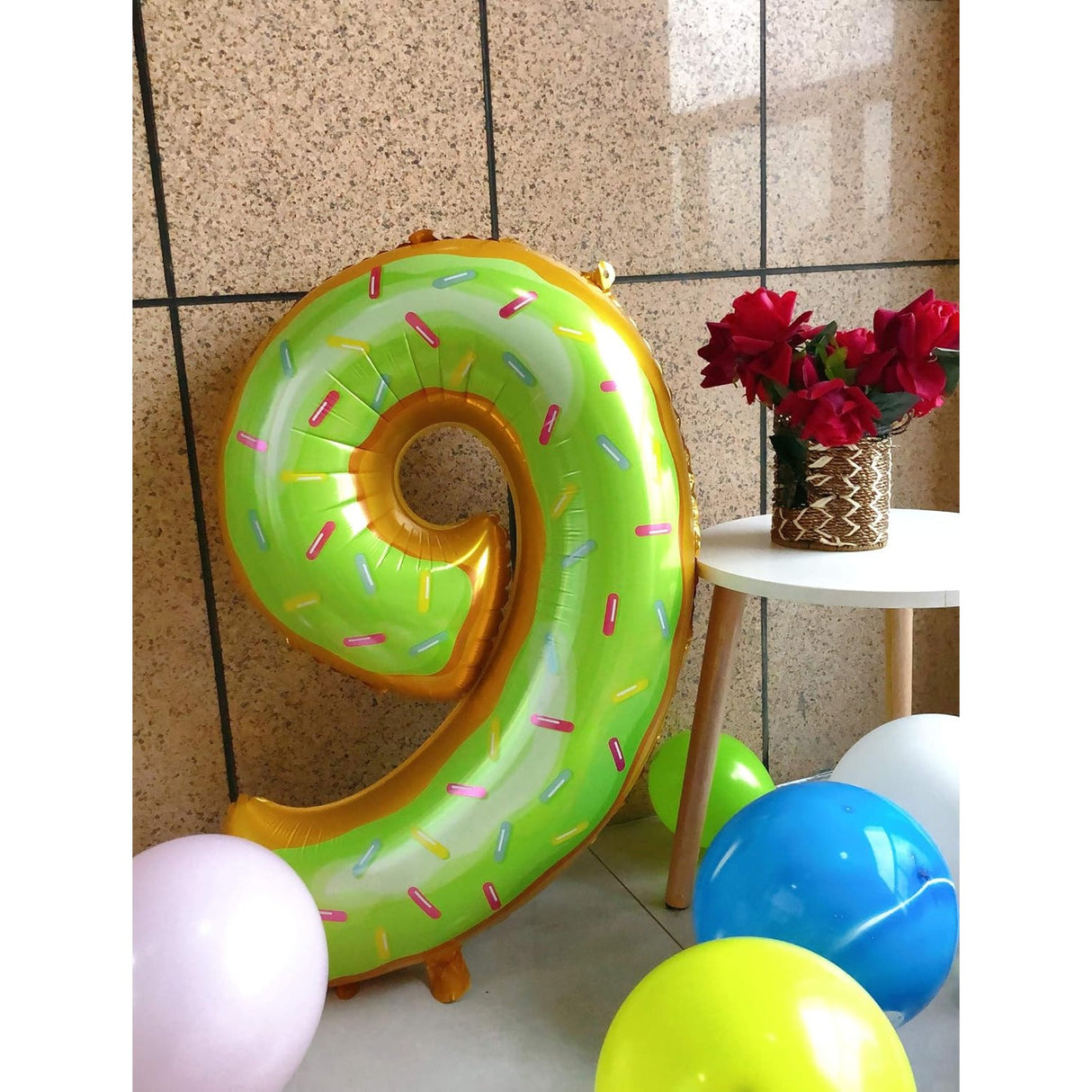 Balon Din Folie Metalizata Figurina Cifra, Imprimeu Gogosi, Tema Aniversare 100 Cm, Ambalaj Individual, Pai Inclus, Umflare Cu Aer Sau Heliu, Cifra 9 - vivimall.ro