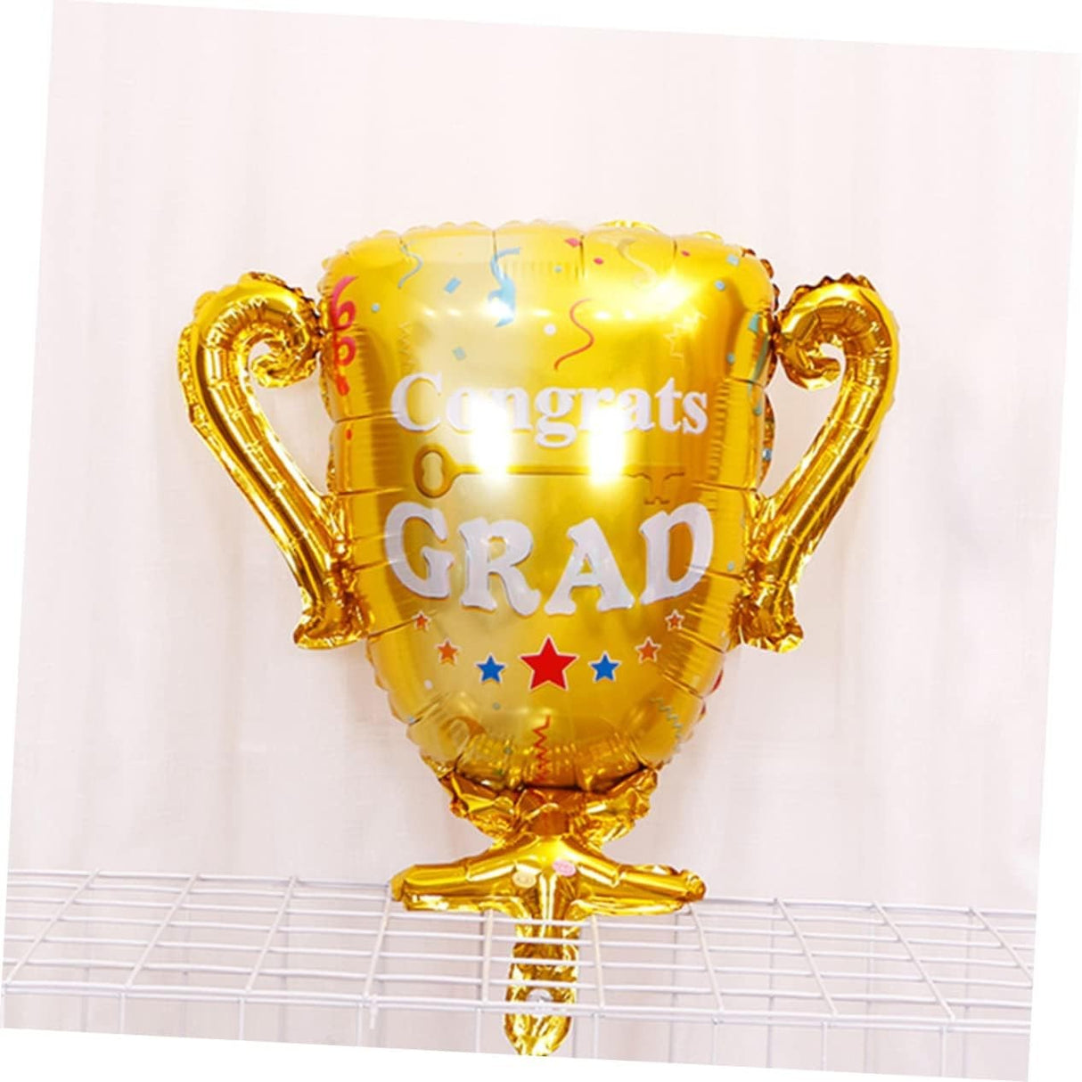 Balon din Folie Metalizata, Flippy, Figurina Cupa, Tema Absolvire, 65x72cm, Ambalaj Individual, Pai Inclus, Umflare cu Aer sau Heliu, Galben