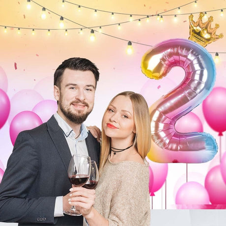 Balon din Folie Metalizata, Vivimall, Figurina Cifra Gradient, Tema Aniversare 80 cm, Ambalaj Individual, Pai inclus, Umflare cu Aer sau Heliu, Coronita, Cifra 2