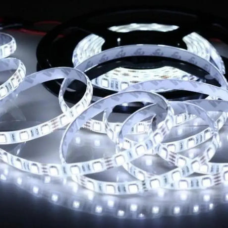 Banda Led 12V 5050 5M /M 6400K - vivimall.ro