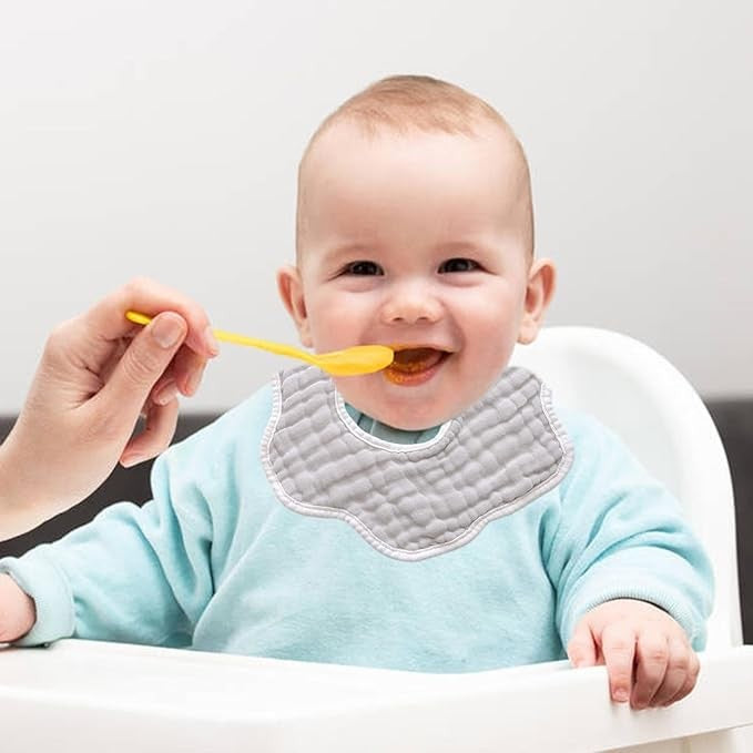 Baveta Tip Floare, Flippy, din Bumbac, pentru Copii 0-12 Luni, Rezistenta la apa, 8 Straturi, Model Tricotat cu Cirese, 26 x 29 cm, Alb