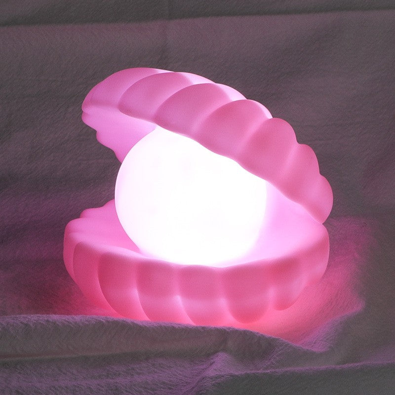 Lampa De Veghe, Model Scoica Cu Perla, Lumina Calda, Led, Baterii Incluse 3 X Lr44,