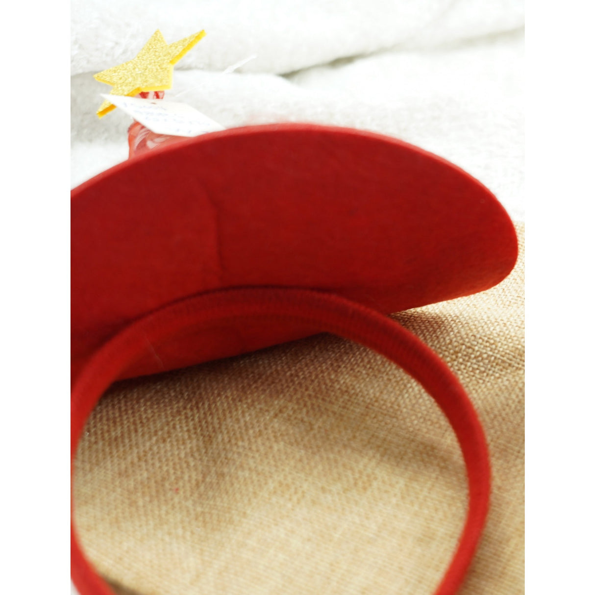 Bentita/cerc tip palarie de Craciun, culoare rosie cu led, marime standard, Flippy - vivimall.ro