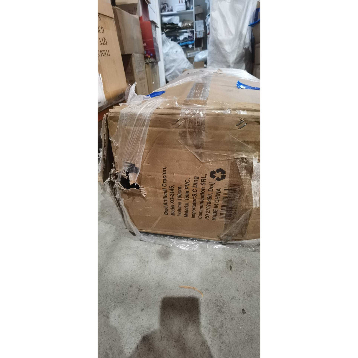 Brad artificial de Craciun, clasic bogat, inaltime 180 cm, 586 ramuri, Vivimall, verde, suport metalic inclus, Resigilat - vivimall.ro