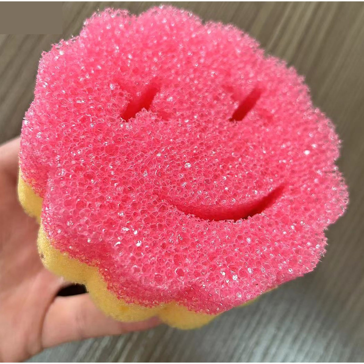 Burete De Vase, Rotund, Din Burete Pu, Model Smiley Face, Doua Fete, 10 X 4 Cm, Roz/Galben - vivimall.ro