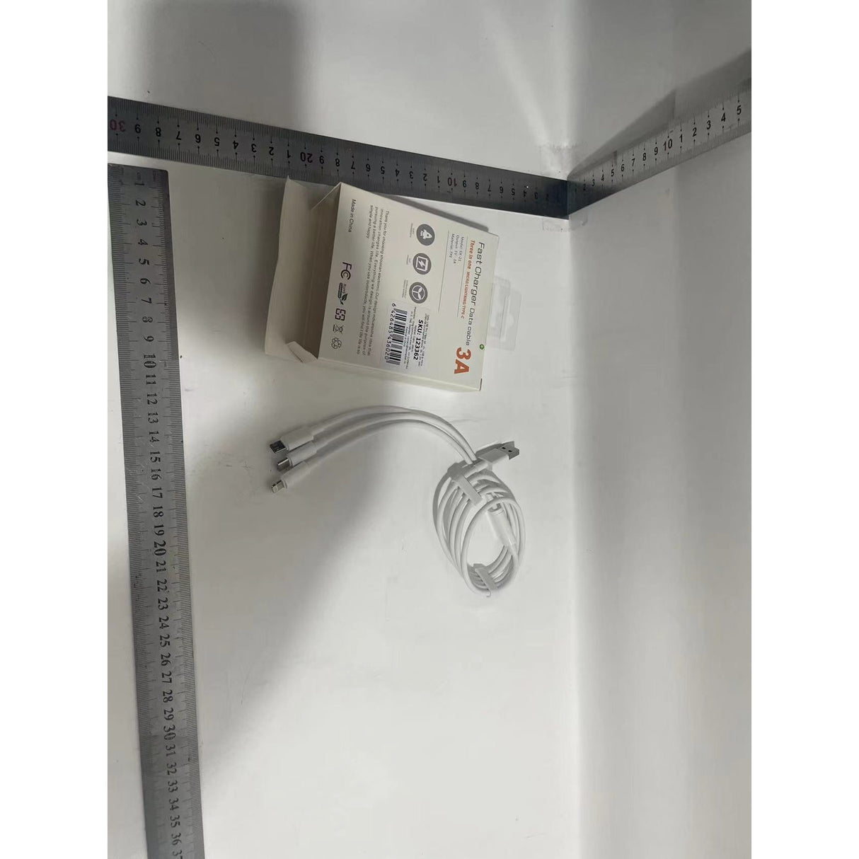 Cablu USB 3in1 Flippy SX - 21, USB la micro USB/USB-C/compatibil iphone, 3A, 1.2m (alb) - vivimall.ro