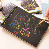 Caiet Cu Fise Razuibile Diy Magic Scratch, 12 File, Curcubeu, Creion Din Lemn, Cartonase Negre, 14.2 X 9.8 Cm