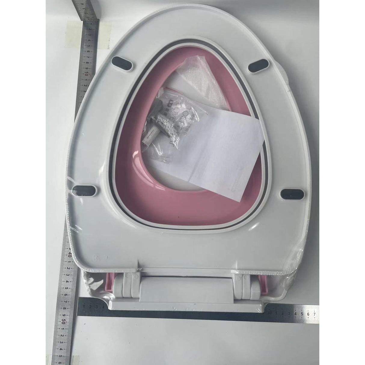 Capac De Toaleta Cu Reductie 3 In 1, Pentru Copii +3 Ani Si Adulti, Coborare Lenta Si Silentioasa, Instalare Usoara, Din Pp5, In Forma De V, Alb/Roz - vivimall.ro