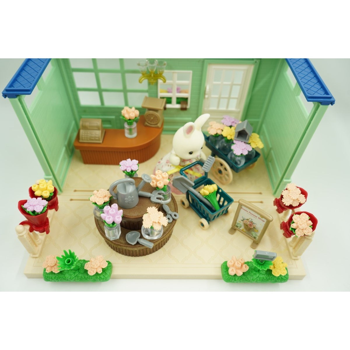 Casa De Papusi, Magazin Cu Flori, Cu Mobilier Si Figurine