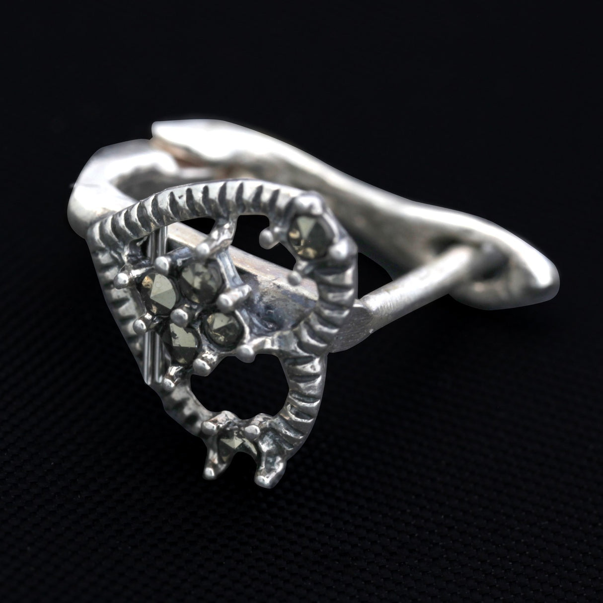 Cercei Din Argint 925 Cu Marcasite, Inima