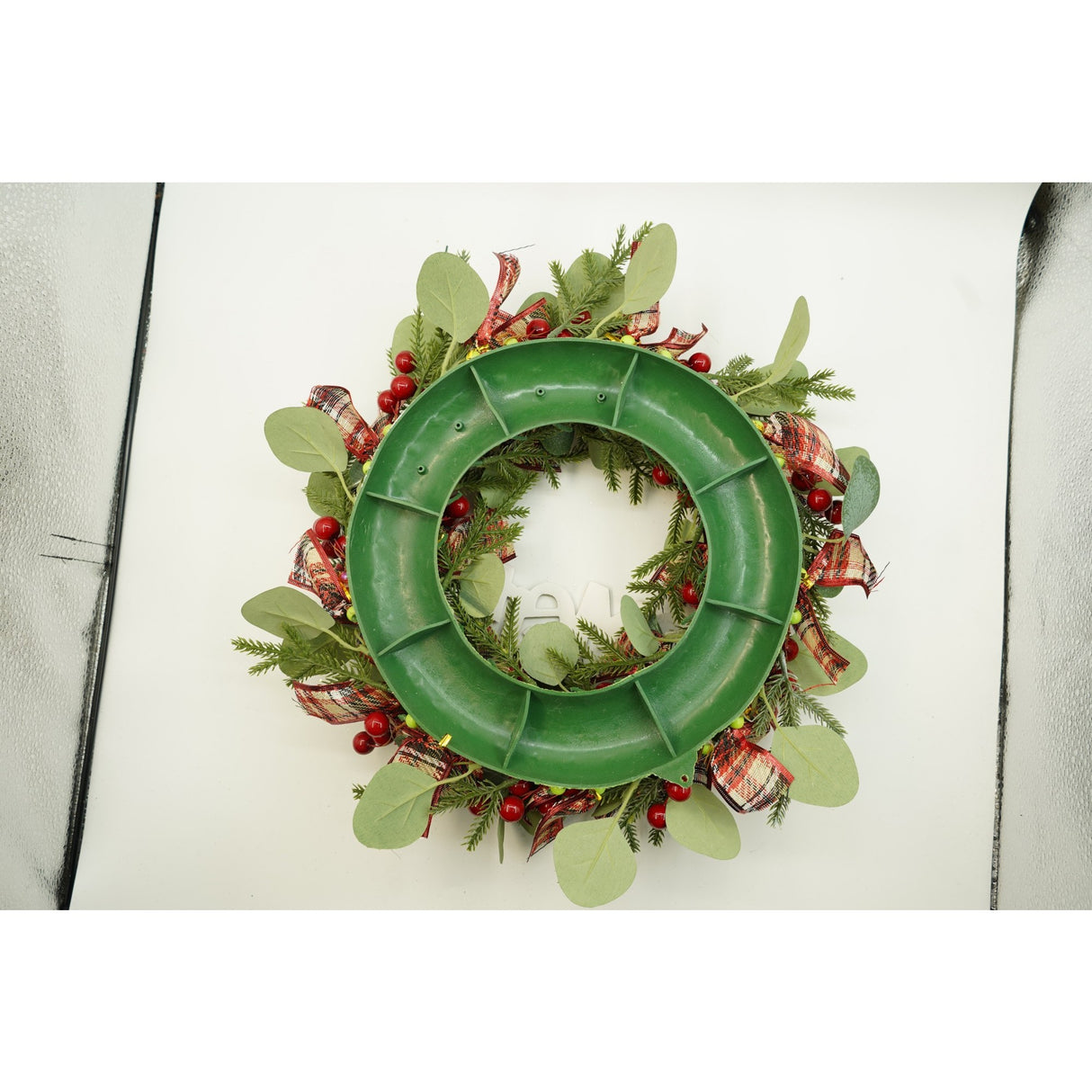 Coronita De Craciun Pentru Usa, 40 Cm, Pvc, Artificiala, Decorata, Cu Led, Interior/Exterior