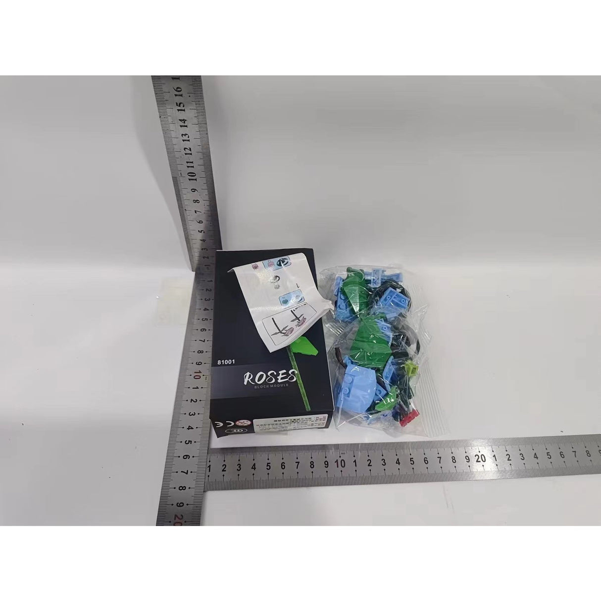 Set de Constructie Trandafir, Vivimall, 25x8x4cm, Floare Ornamentala, 14 Ani, 69 de Piese, Albastru - vivimall.ro