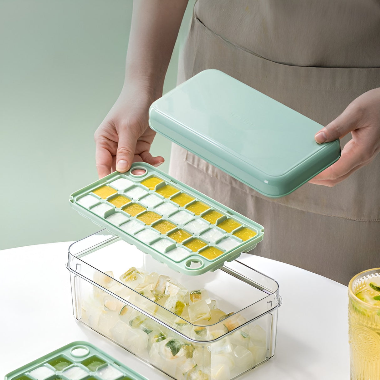 Set Cutie Pentru Gheata, Uz Casnic, 1 Tavita Pentru Cuburi, Capac Etans, Lopata, 23.5X13.3X10 Cm, Verde - vivimall.ro