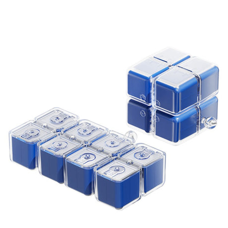 Cutie pentru Medicamente, Flippy, Model Rubik' Cube, cu Curea de Agatare, Dozator Portabil de Medicamente, Dispenser Pastile, estimat pentru 7 zile, 7.3 x 6 x 6 cm, Albastru