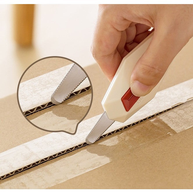 Cutter Pentru Cutii, Varf Rotunjit Si Zimtat, Tip Breloc, 6.5X3.5 Cm - vivimall.ro