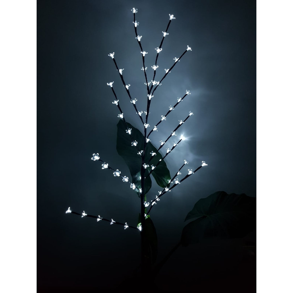 Decoratiune Luminoasa Crenguta Cu Baterii 72 Led -Uri Flori Rece