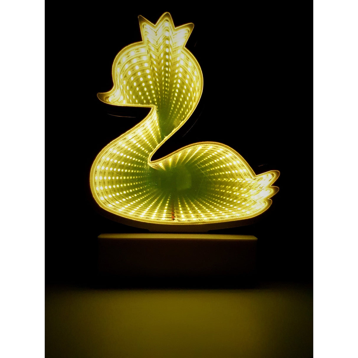 Decoratiune Luminoasa Cu Baterii/Usb Model Ratusca 17 Cm