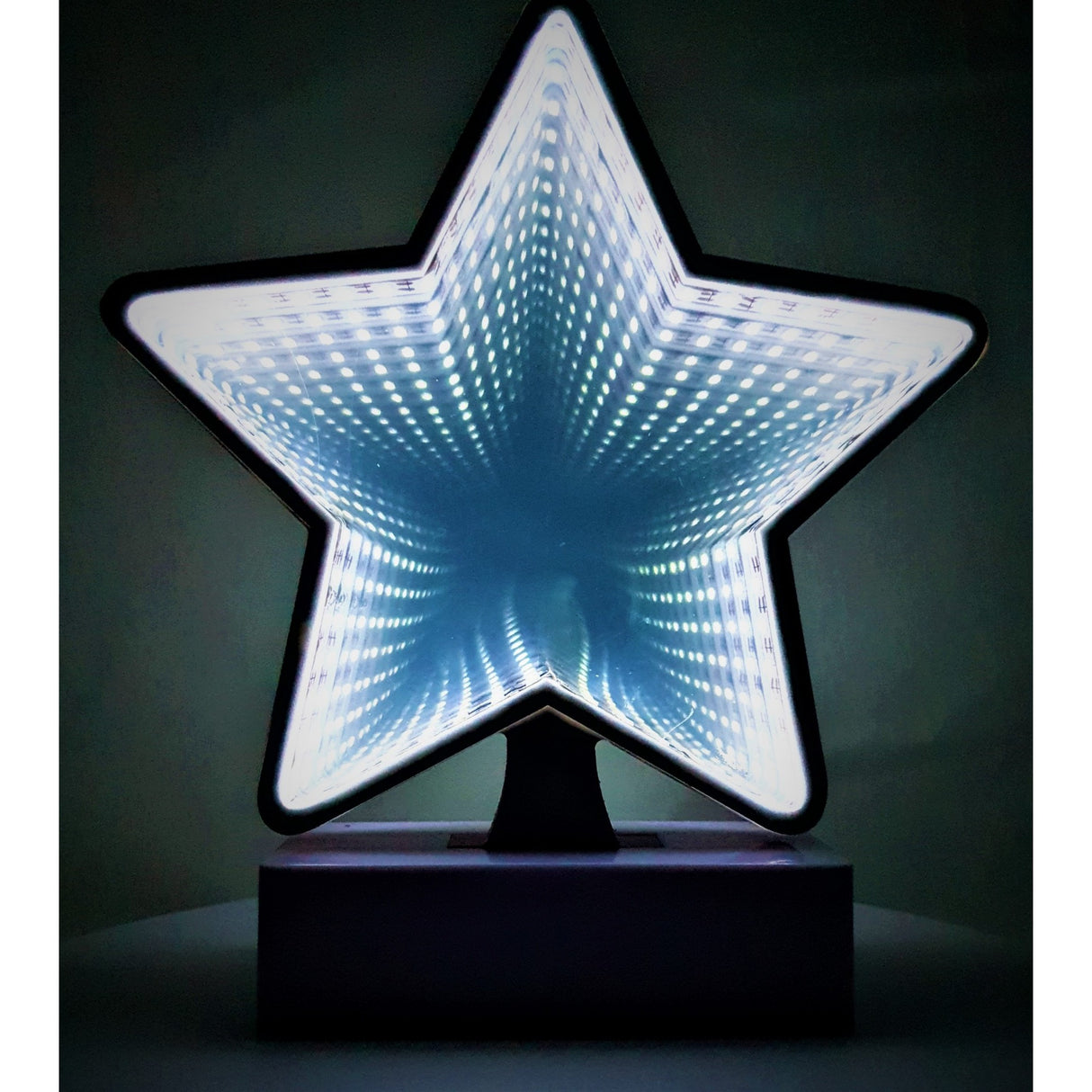Decoratiune Luminoasa cu Baterii/USB Neon Model Stea 20 cm Alb Rece - vivimall.ro