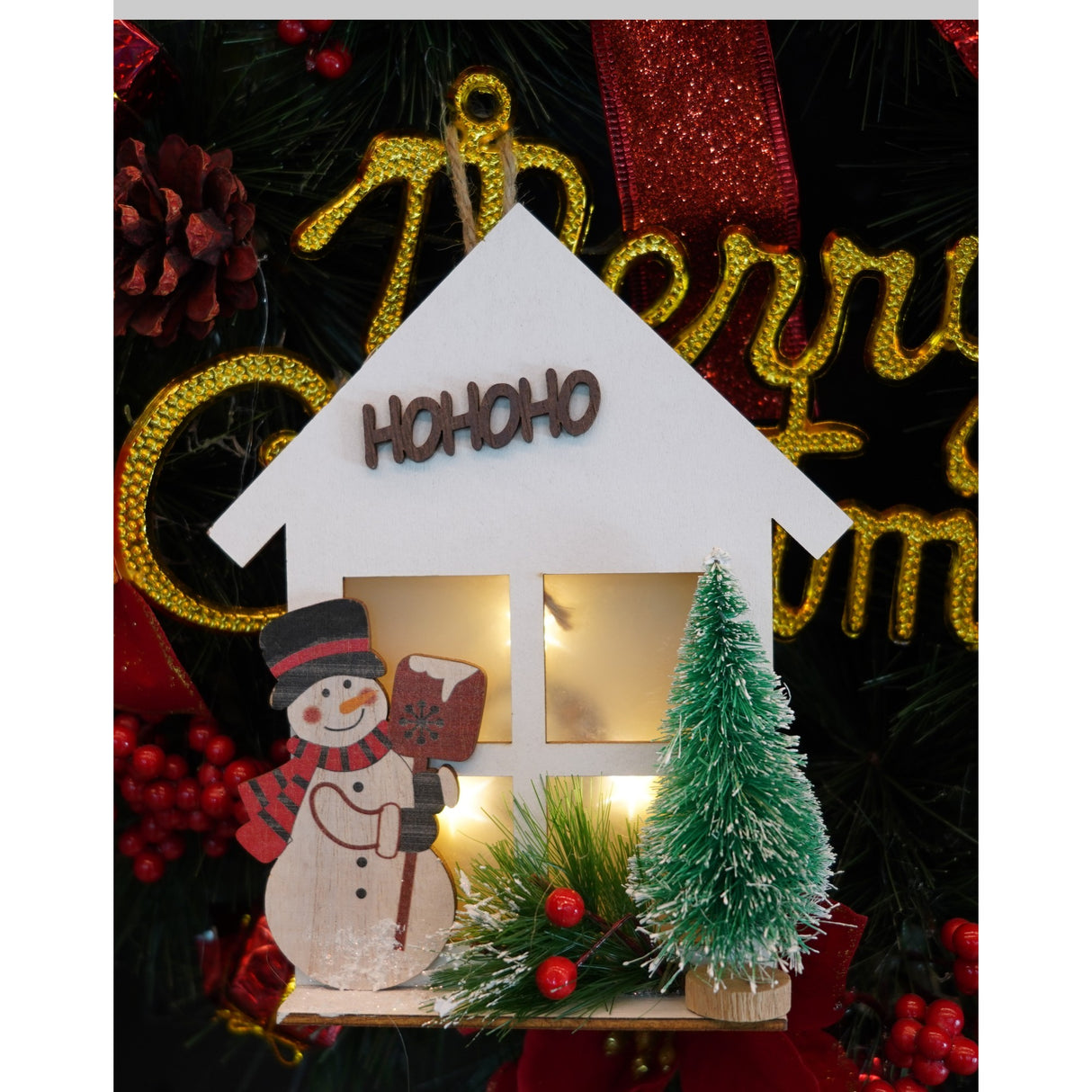 Decoratiune luminoasa, Flippy,  Om de zapada, alb, lungime: 13 cm, latime: 5 cm, inaltime: 17 cm, lemn, interior/exterior - vivimall.ro