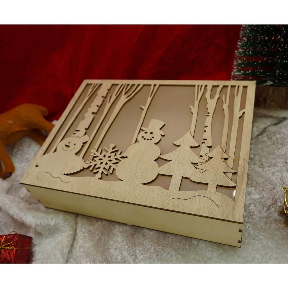 Decoratiune luminoasa, Flippy, Peisaj de iarna - Om de zapada, maro, lungime: 21 cm, latime: 5 cm, inaltime: 16 cm, lemn, interior/exterior - vivimall.ro