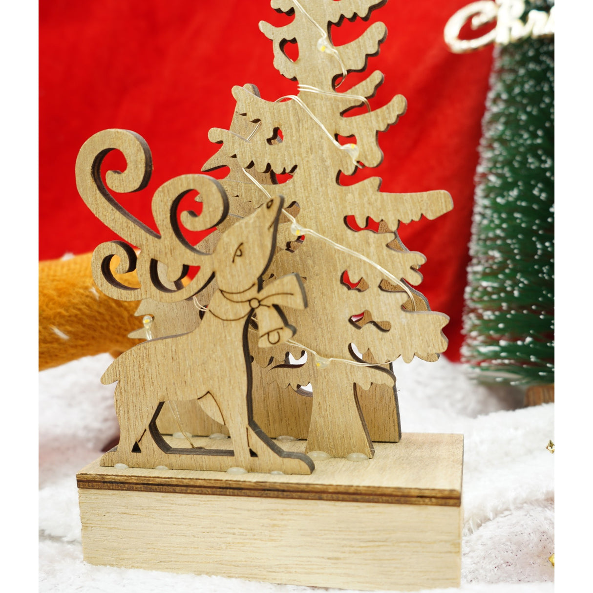 Decoratiune Luminoasa, Peisaj Cu Cerb Si Brad, Lungime: 11 Cm, Latime: 5 Cm, Inaltime: 19 Cm, Lemn, Interior/Exterior