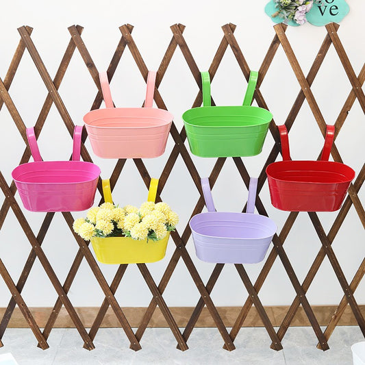 Decoratiune pentru ghivece cu flori, Vivimall, Model Galeata suspendata din fier, diverse culori, 28 cm - vivimall.ro