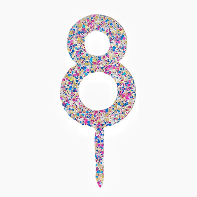 Topper tort cifra 8 din acrilic transparent cu sclipici multicolor, înălțime 18,5 cm, vedere frontală