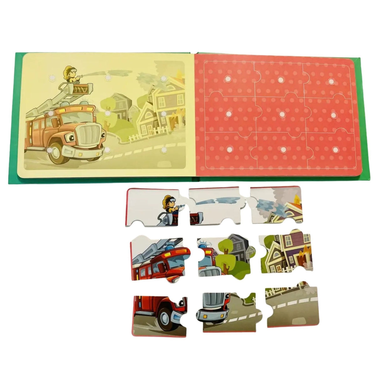 Quiet Book Flippy Vehicule închis pe fond alb, detaliu copertă multicolor și materiale durabile de calitate