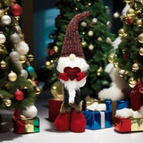 Figurina Decorativa, Pentru Craciun, Spiridus, Omul Padurii Indragostit, Picioare Telescopice, Inaltime Reglabila 42 - 52 Cm - vivimall.ro