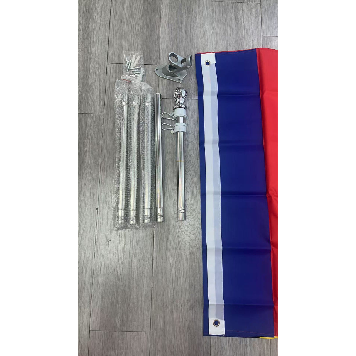 Kit Steagul Romaniei, Catarg 1.8 M, Suport Perete, Steag, Tricolor - vivimall.ro