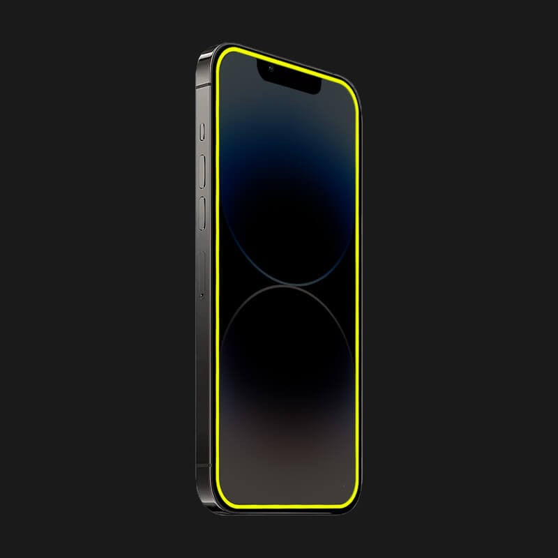 Aplicare folie sticlă securizată Vivimall pe iPhone 15 Pro, montaj fără bule, unghi lateral