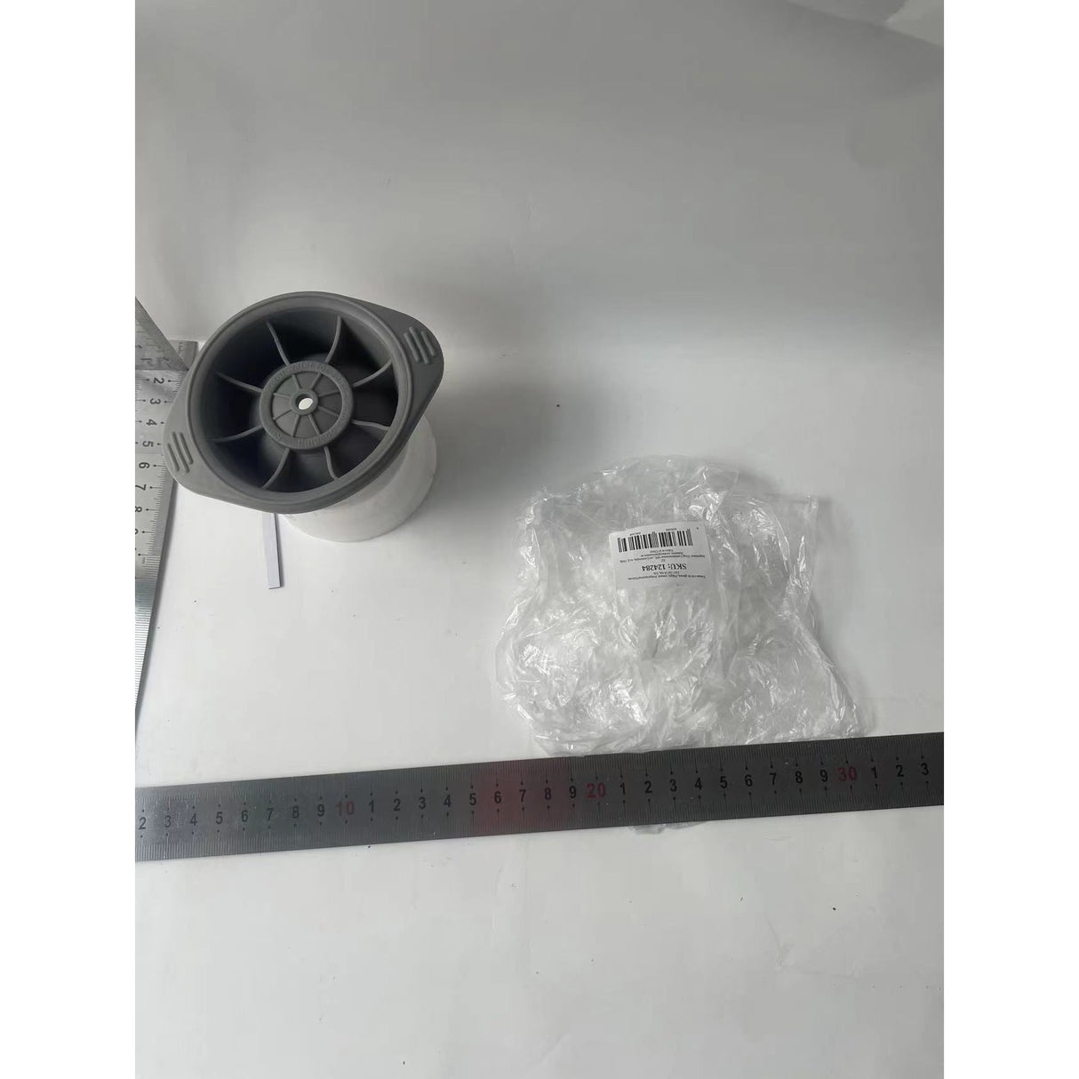 Forma cub de gheata, Vivimall, rotund, Polipropilena/Silicon, 11x7.5x7.8 cm, Gri - vivimall.ro