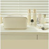 Geanta de Calatorie Vivimall, Pentru Cosmetice, Portabila, Impermeabila, din Piele Ecologica, Compartimente Multiple, cu Fermoar, 23 x 11.5 x 10.5 cm, Crem - vivimall.ro