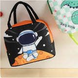 Geanta Termoizolanta pentru Copii, Vivimall, 23x13x19 cm, Model Imprimeu Astronaut, din Folie de Aluminiu si Panza Oxford, Negru/Portocaliu - vivimall.ro