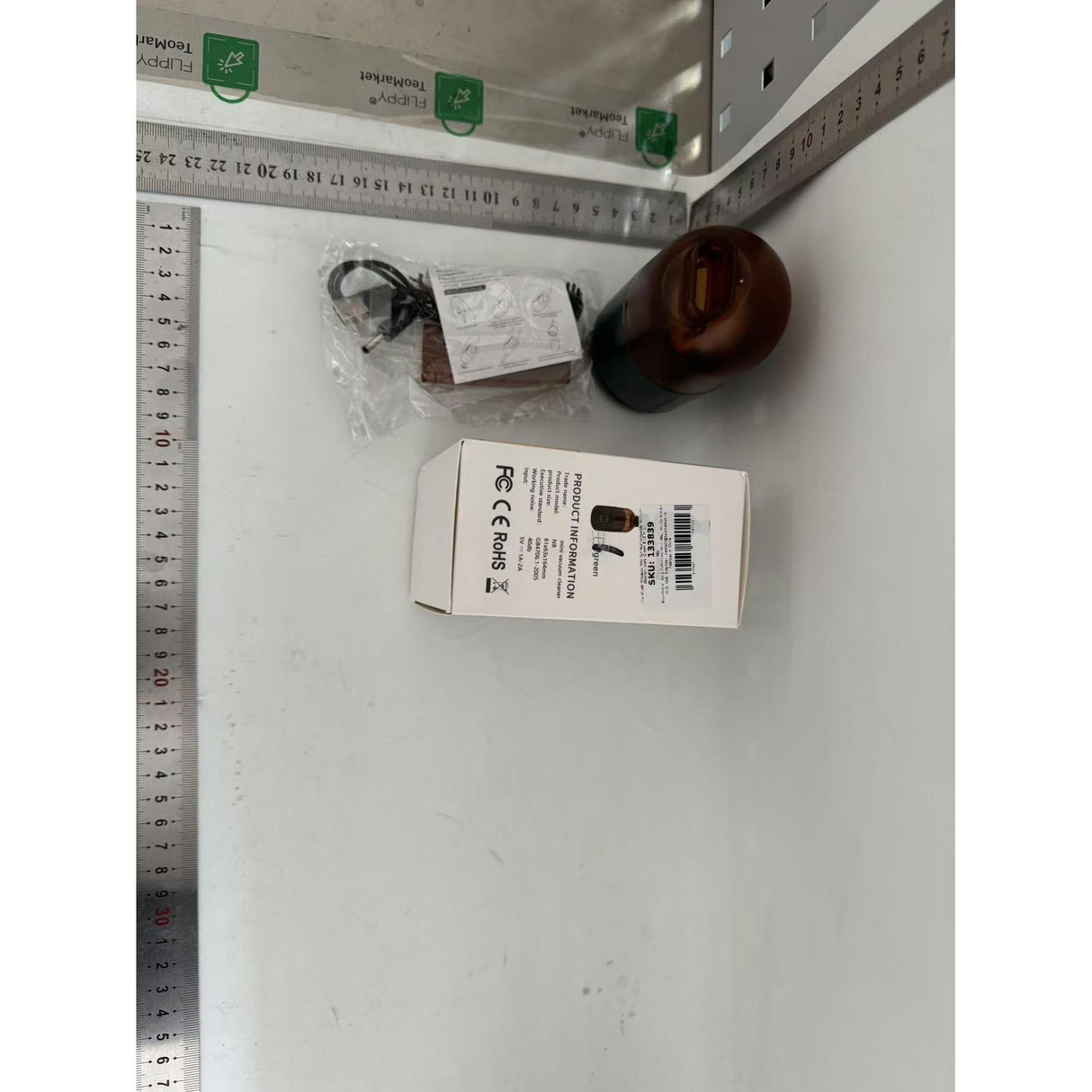 Aspirator Portabil pentru Automobil, Vivimall, Aspirator mic fara Fir, pentru Casa si Masina, incarcare USB, 2 in 1, 16.3x6 cm, Verde