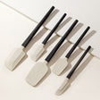 Set 5 Ustensile De Bucatarie, Din Silicon Si Lemn, Spatule De Diferite Dimensiuni, Termorezistente, Antiaderente, Alb-Negru - vivimall.ro
