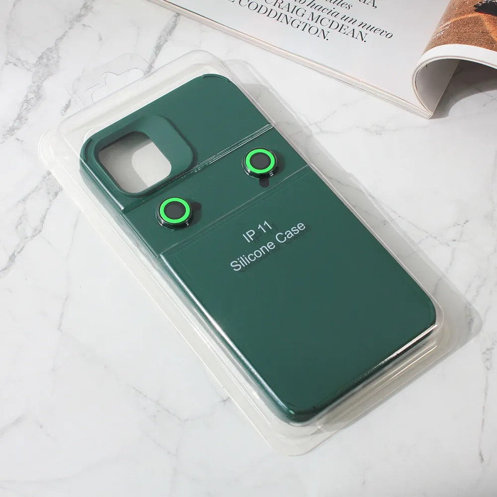 Husă iPhone 14 Pro verde, detaliu lentile fosforescente ceramice protecție cameră, luminate în întuneric