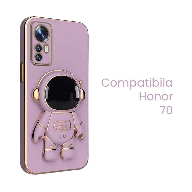 Detaliu suport integrat husă Honor 70 Astronaut TPU mov, poziție de vizionare