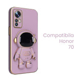 Detaliu suport integrat husă Honor 70 Astronaut TPU mov, poziție de vizionare