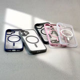 Husă iPhone 16 negru transparent, vedere spate, magnet MagSafe încorporat vizibil